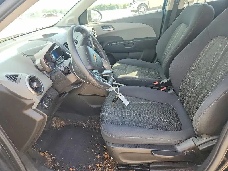 2013 CHEVROLET SONIC LT  