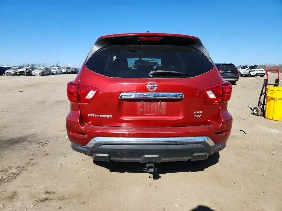 2017 NISSAN PATHFINDER SV  