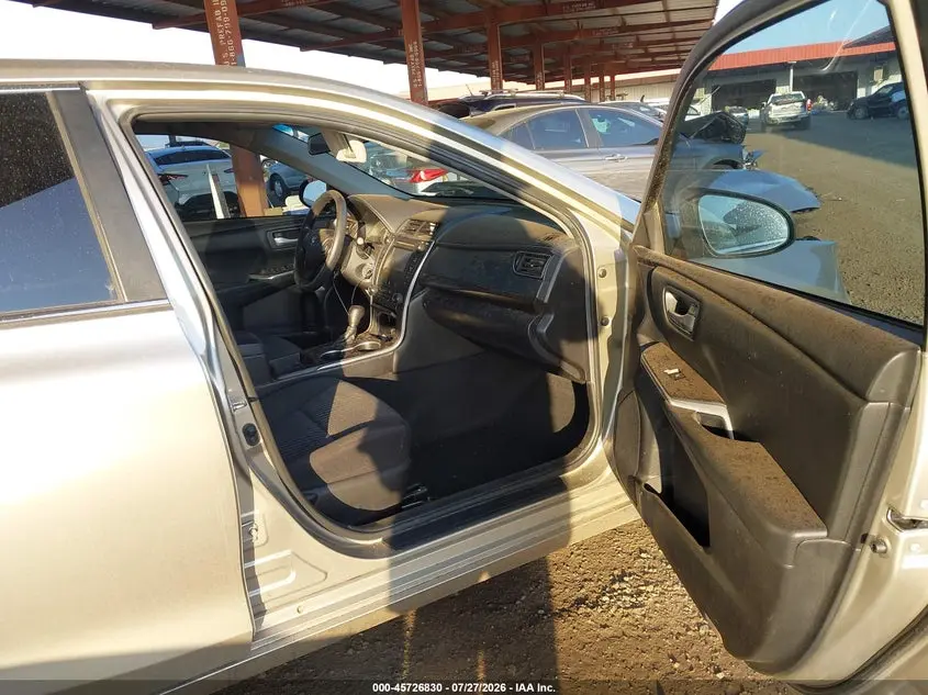 2015 TOYOTA CAMRY LE