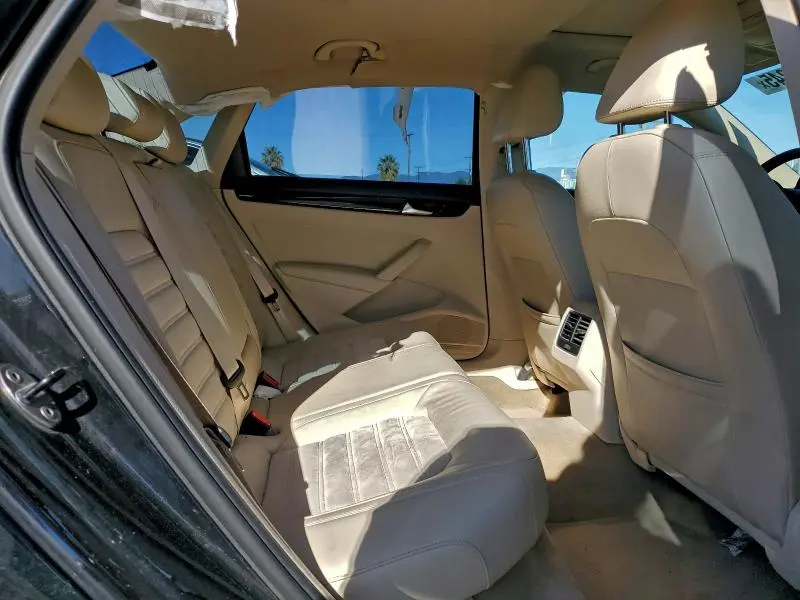2014 VOLKSWAGEN PASSAT SEL  