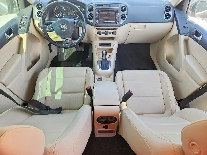 2014 VOLKSWAGEN TIGUAN S  