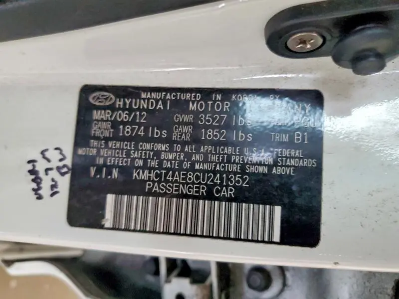 2012 HYUNDAI ACCENT GLS  