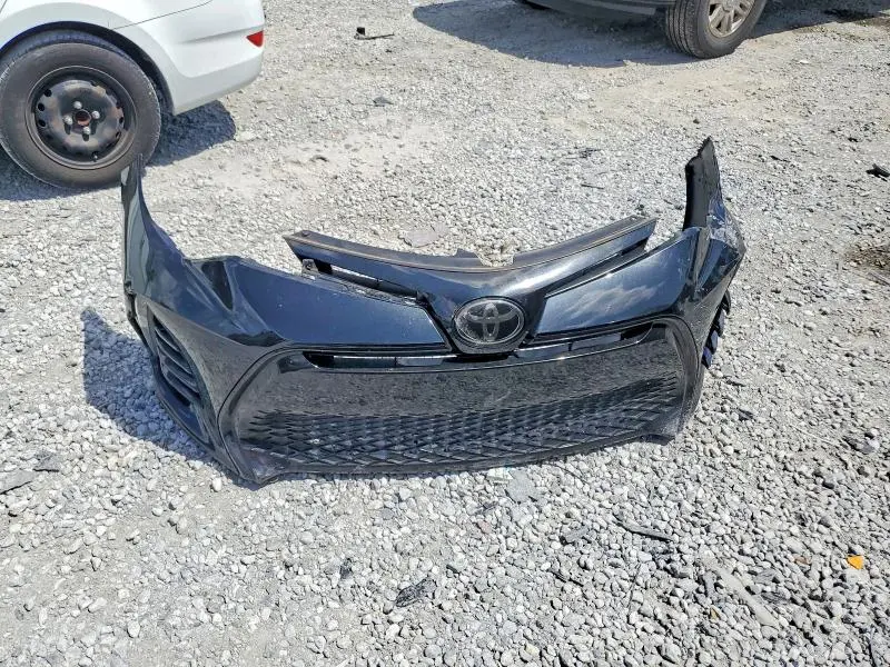 2018 TOYOTA COROLLA SE  