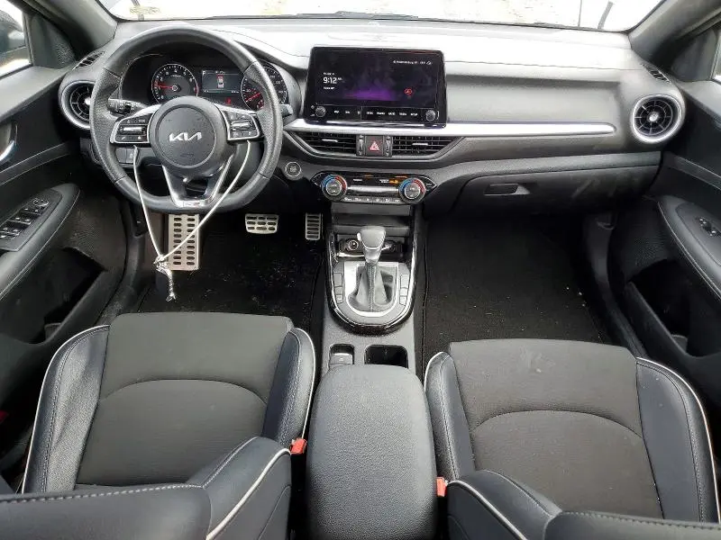 2024 KIA FORTE GT LINE  