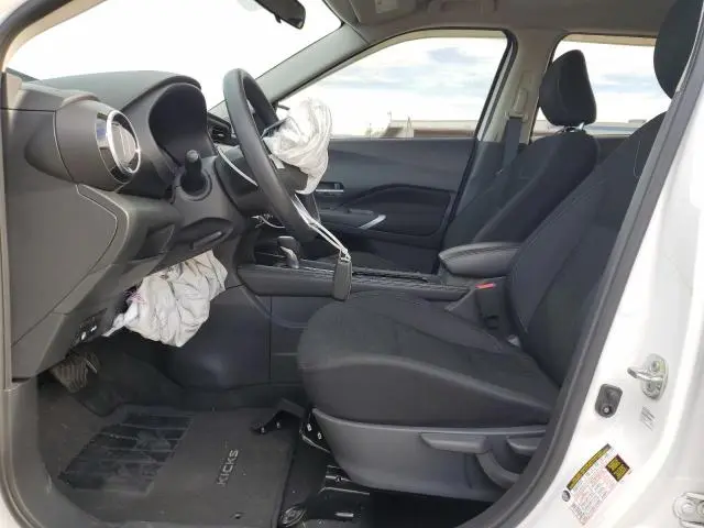 2023 NISSAN KICKS SV  