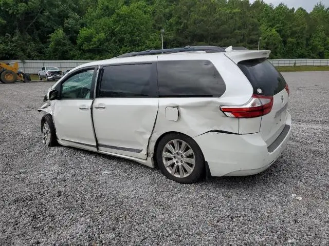 2015 TOYOTA SIENNA XLE  