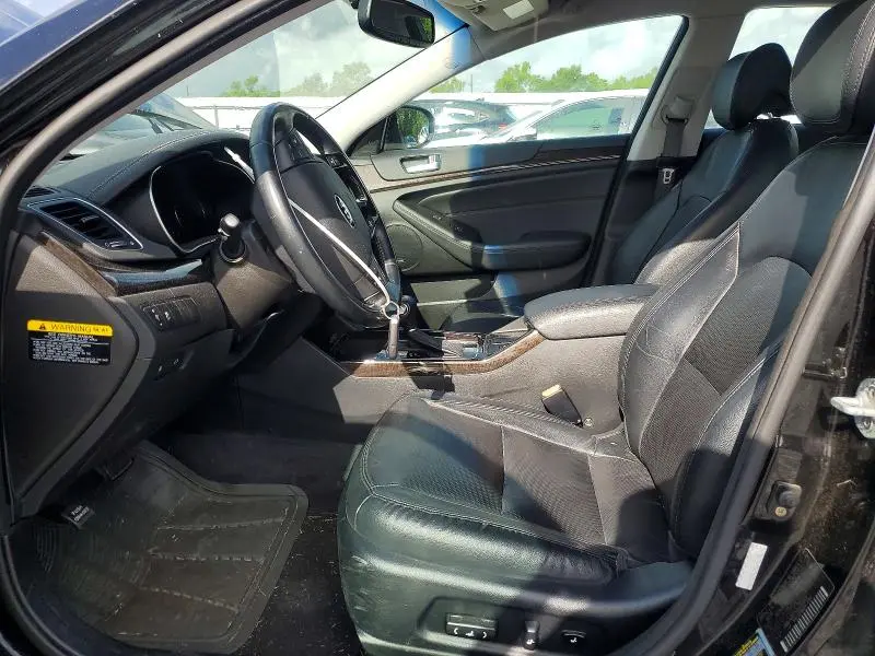 2016 KIA CADENZA LUXURY  
