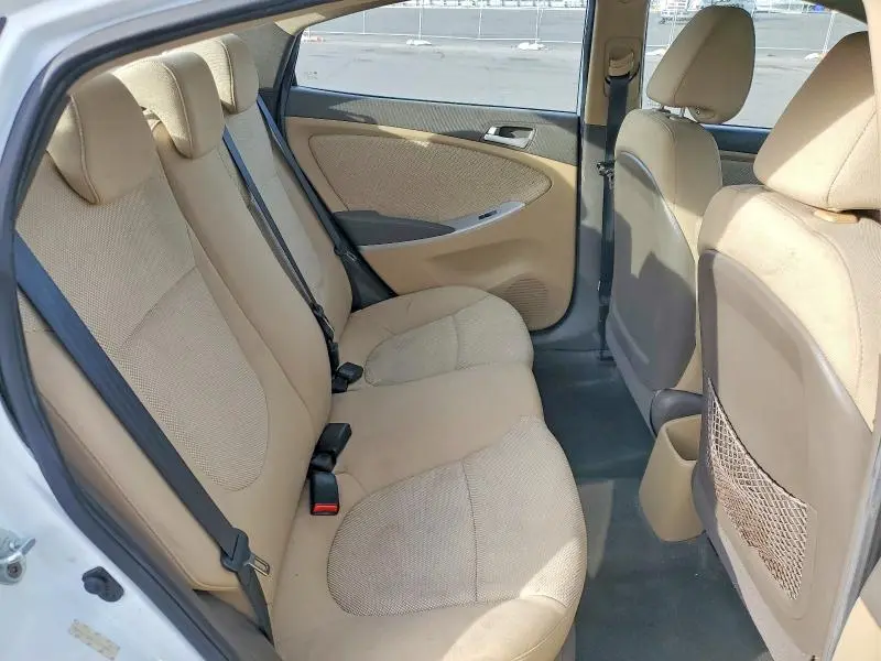 2013 HYUNDAI ACCENT GLS  