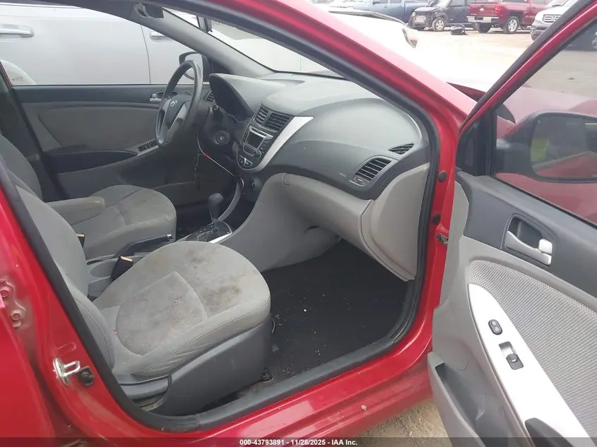 2014 HYUNDAI ACCENT GLS