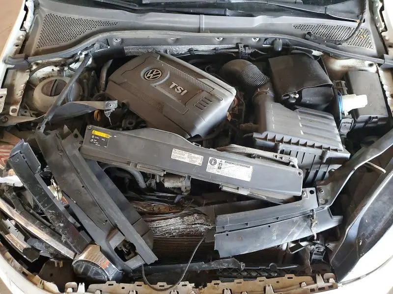 2015 VOLKSWAGEN GOLF   