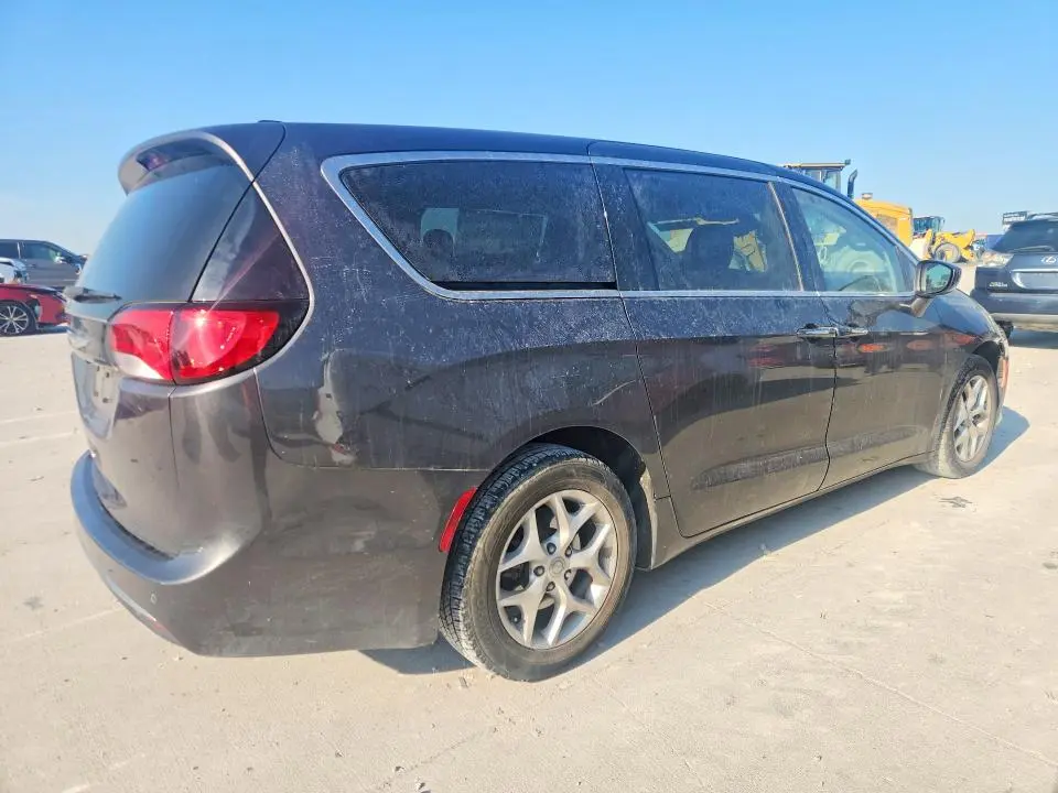2018 CHRYSLER PACIFICA TOURING PLUS  