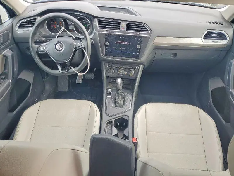 2020 VOLKSWAGEN TIGUAN SE  