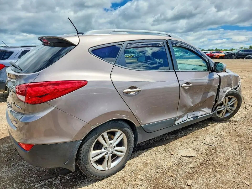 2012 HYUNDAI TUCSON GLS  
