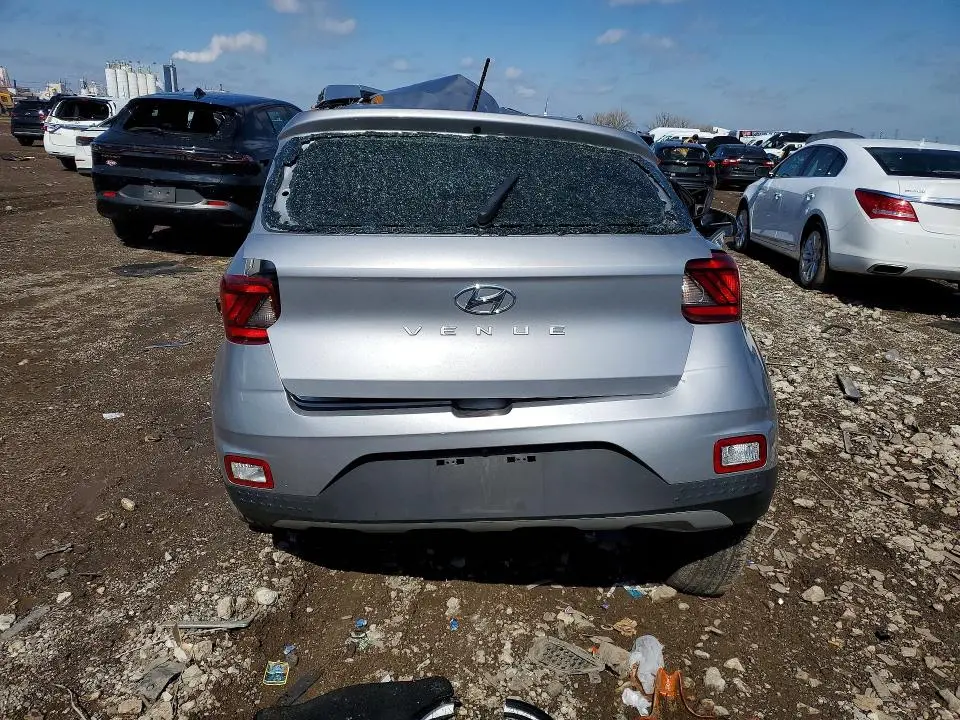 2025 HYUNDAI VENUE SEL  