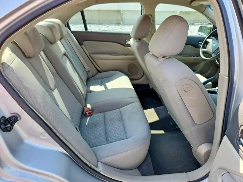 2010 FORD FUSION S  