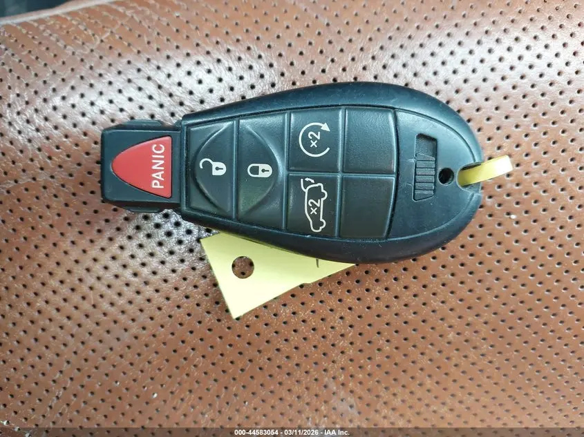 2011 JEEP GRAND CHEROKEE OVERLAND