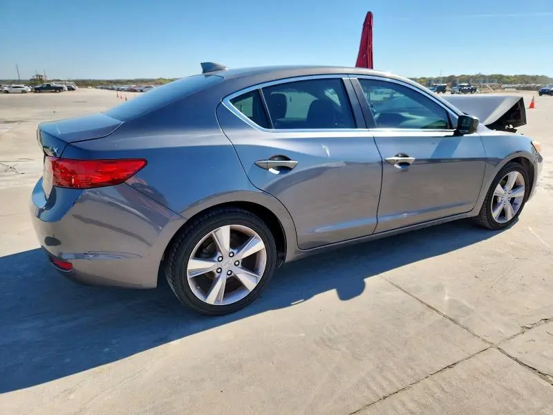 2013 ACURA ILX 20 TECH  