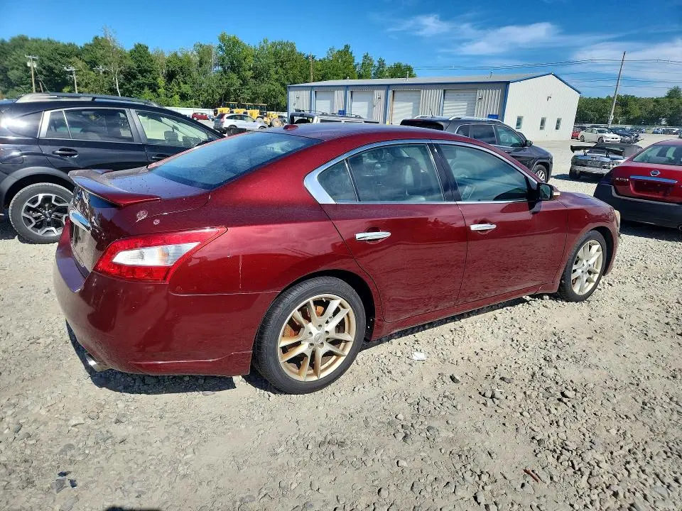 2010 NISSAN MAXIMA 3.5 S  