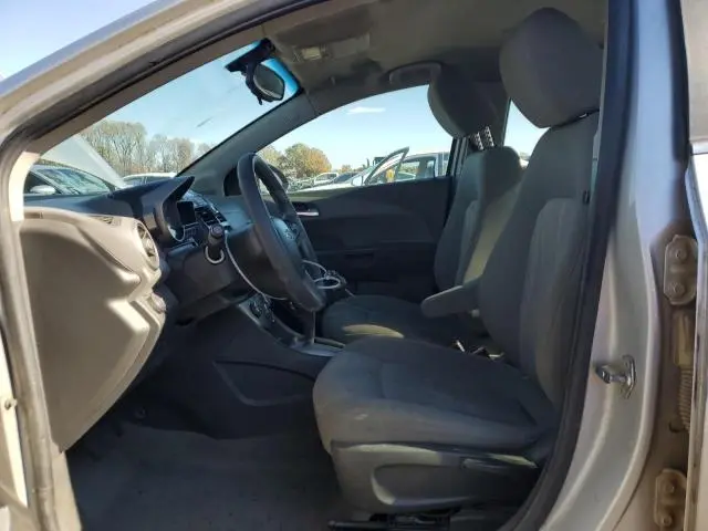 2016 CHEVROLET SONIC LT  