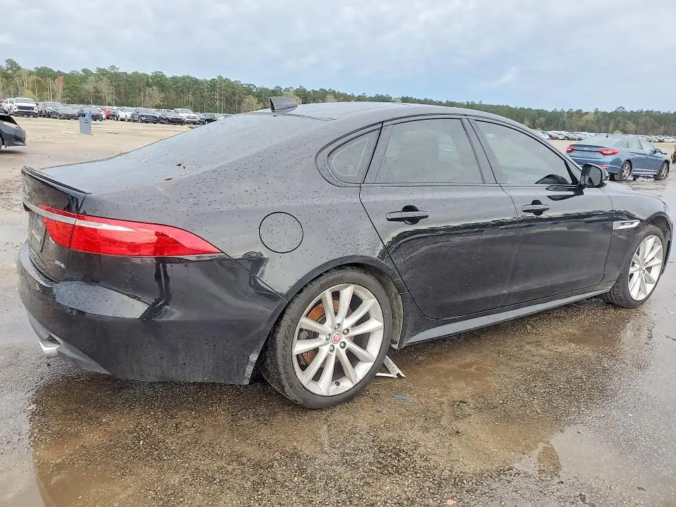 2016 JAGUAR XF   