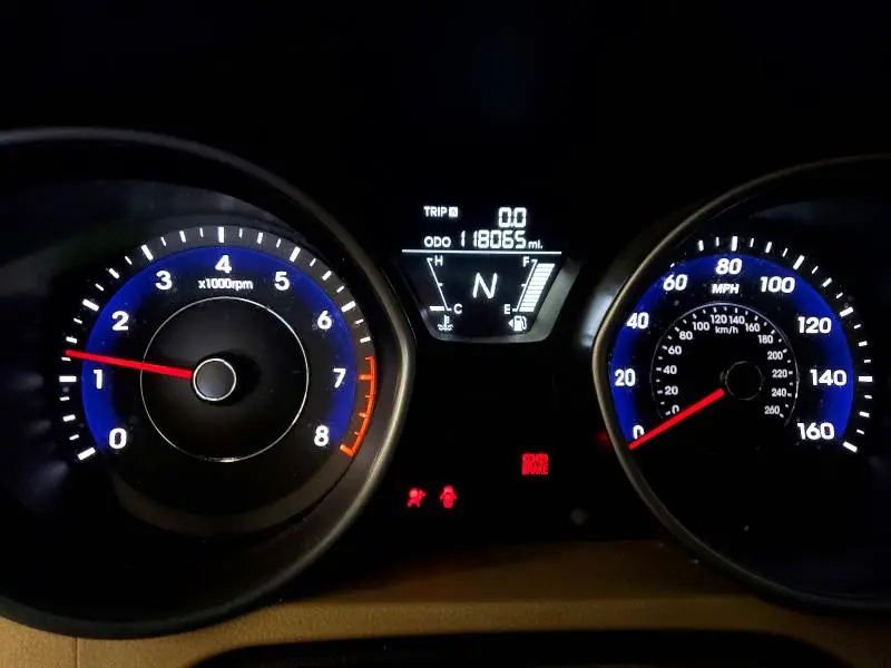 2013 HYUNDAI ELANTRA GLS  