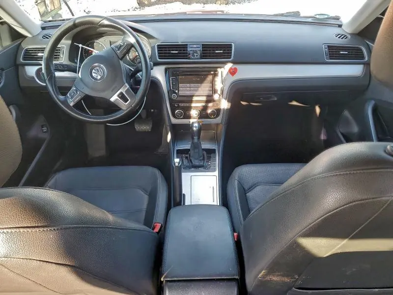 2012 VOLKSWAGEN PASSAT SE  