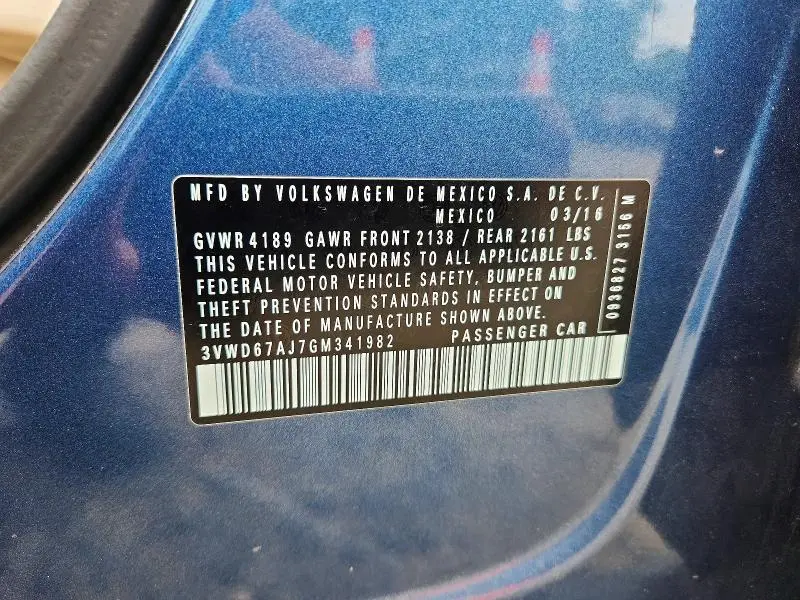 2016 VOLKSWAGEN JETTA SE  