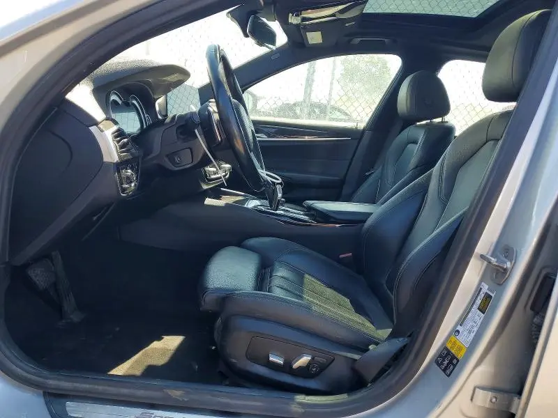 2017 BMW 530 XI  