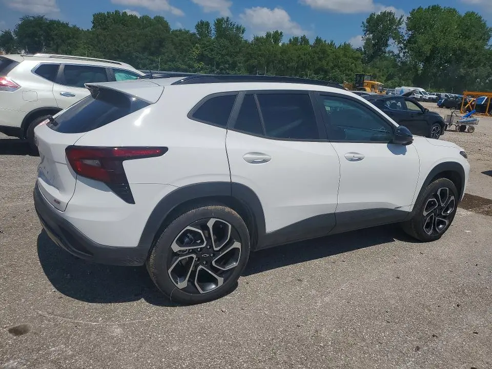 2025 CHEVROLET TRAX 2RS  