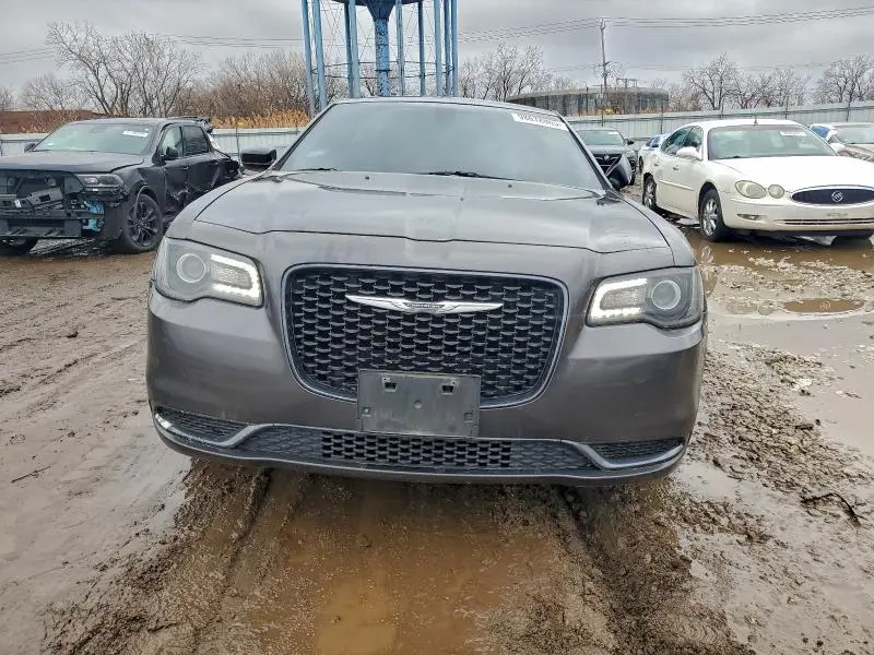 2018 CHRYSLER 300 TOURING  