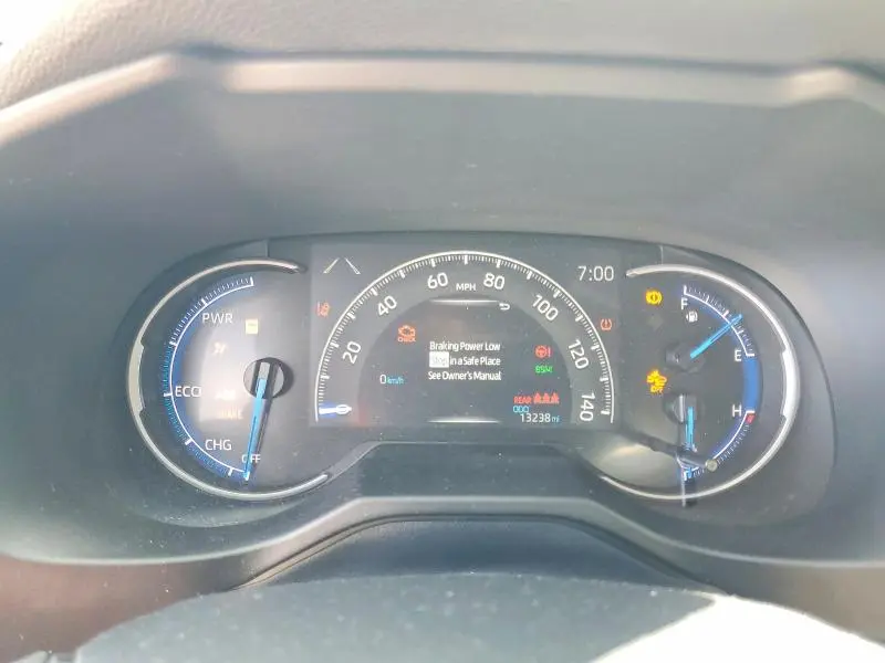 2023 TOYOTA RAV4 SE  