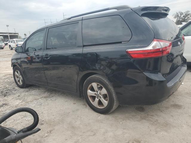 2018 TOYOTA SIENNA LE