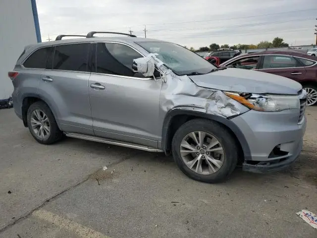 2016 TOYOTA HIGHLANDER LE  