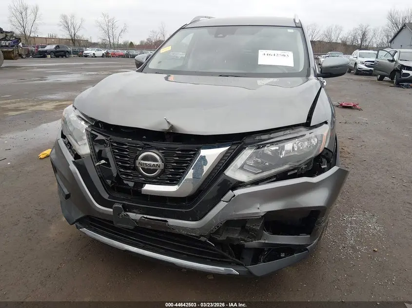 2019 NISSAN ROGUE SV