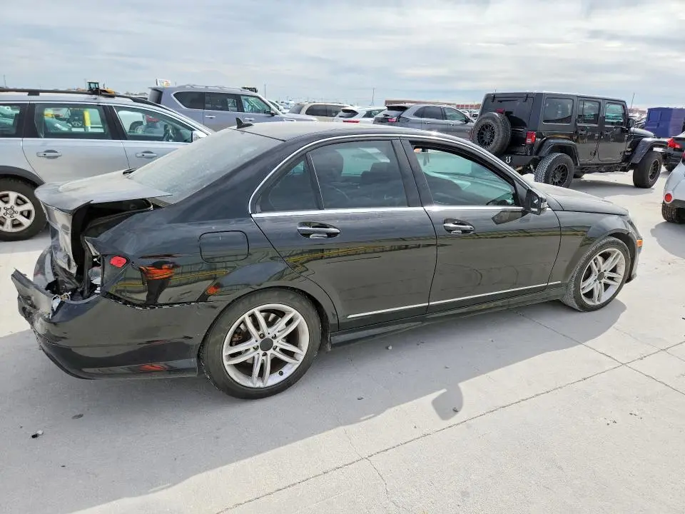 2013 MERCEDES-BENZ C 250  