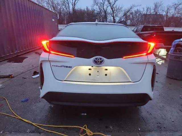 2021 TOYOTA PRIUS PRIME LE  