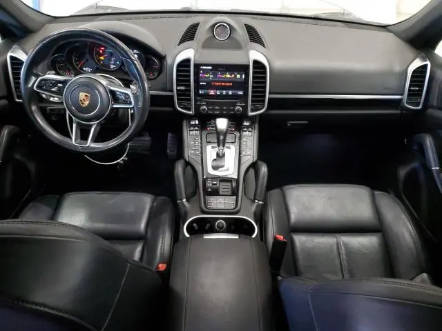 2017 PORSCHE CAYENNE   