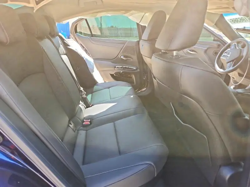 2025 LEXUS ES 300H BASE  