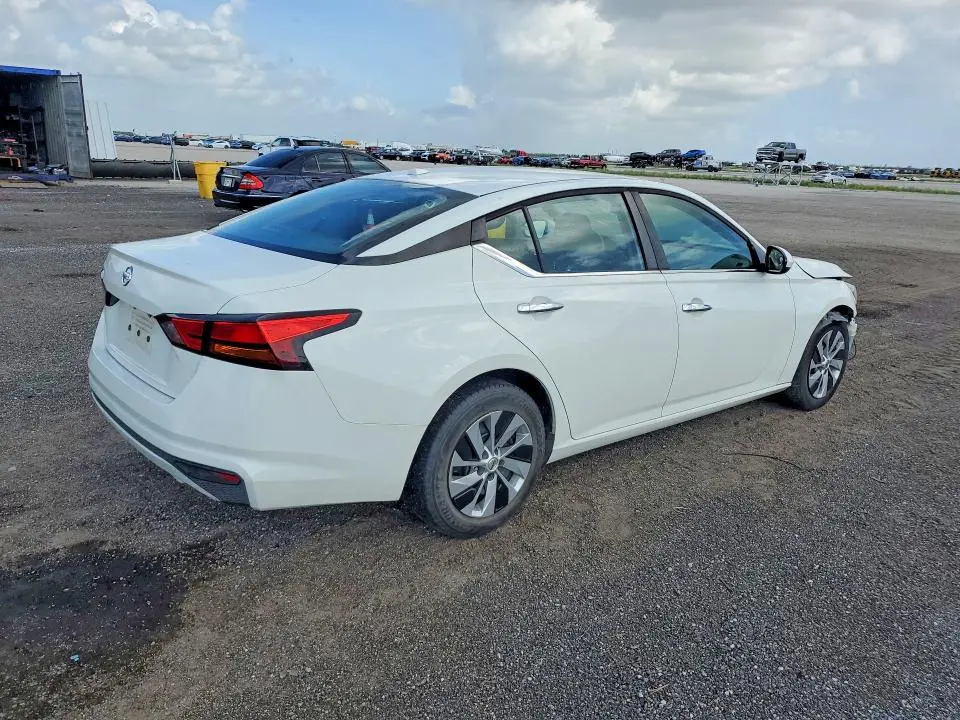 2020 NISSAN ALTIMA S  