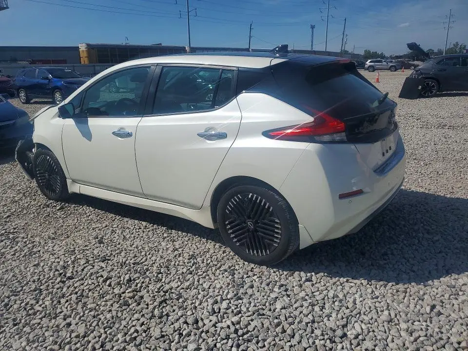 2023 NISSAN LEAF SV PLUS  
