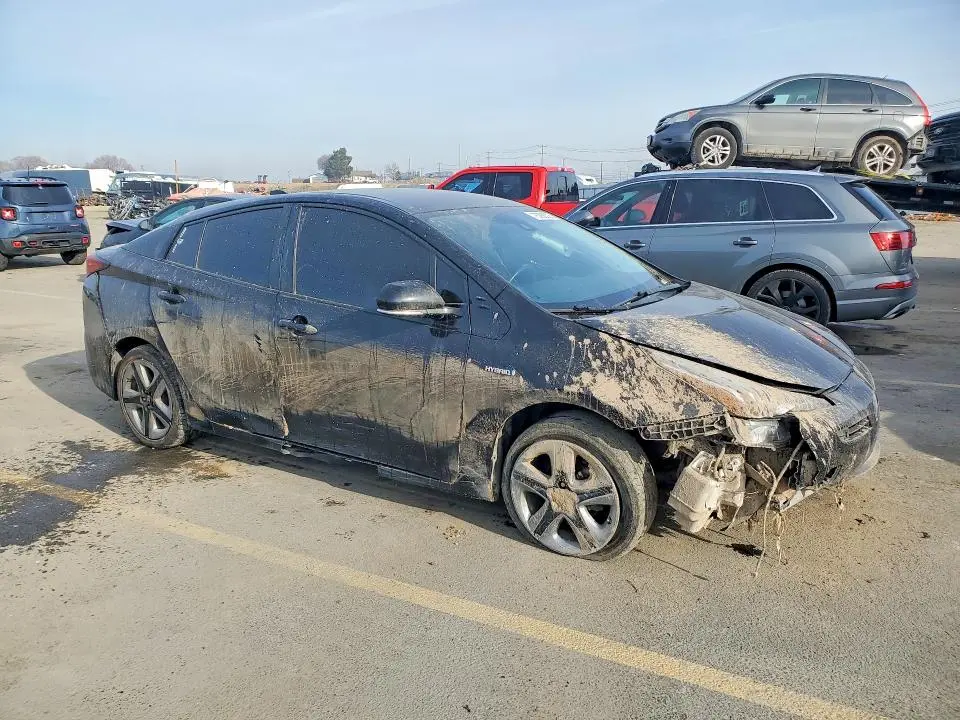 2020 TOYOTA PRIUS XLE  