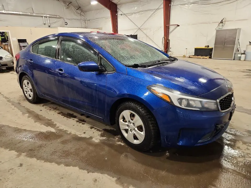 2018 KIA FORTE LX  