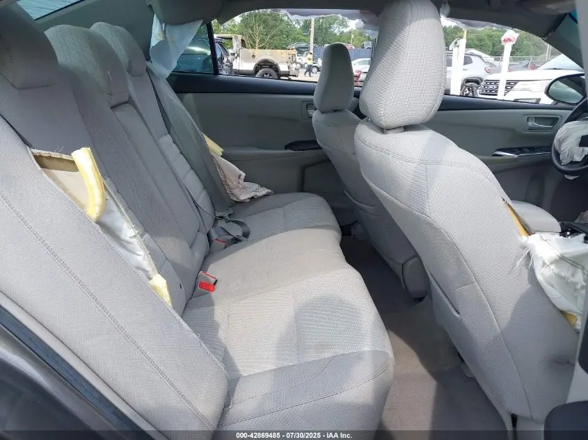 2016 TOYOTA CAMRY LE