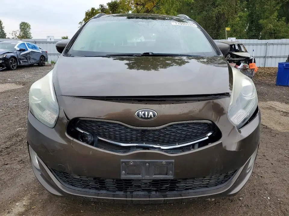2014 KIA RONDO   