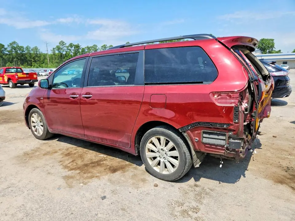2017 TOYOTA SIENNA XLE 7-PASSENGER  