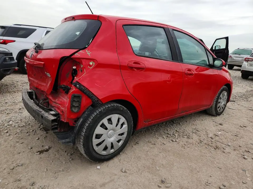 2015 TOYOTA YARIS 5-DOOR L  
