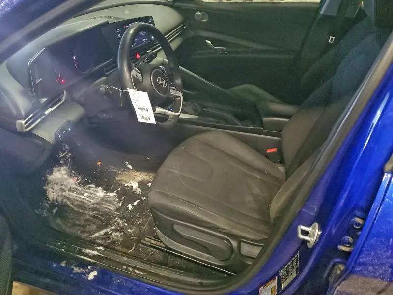 2022 HYUNDAI ELANTRA SEL  