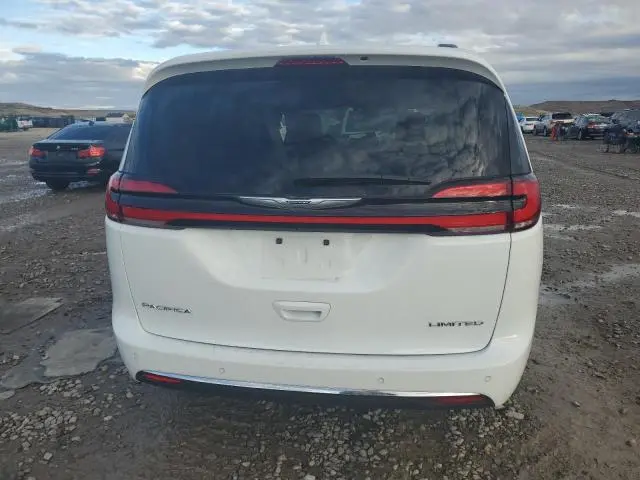 2022 CHRYSLER PACIFICA LIMITED  
