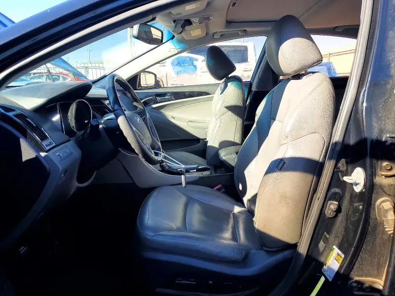 2013 HYUNDAI SONATA SE  