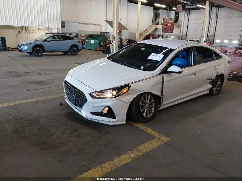 2018 HYUNDAI SONATA SE